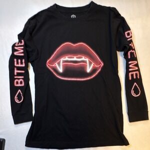Long Clothing Bite Me Vampire Graphic Long Sleeve T-Shirt Black Size M